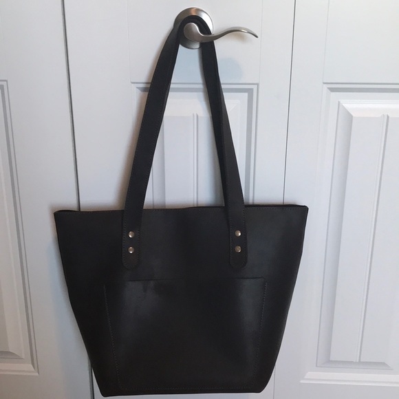 Hand cut from scratch. Handbags - Love it, just not the right size for me.